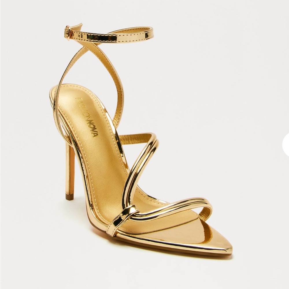 Play to win Gold Heeled Adjustable Strap heeled Sandals